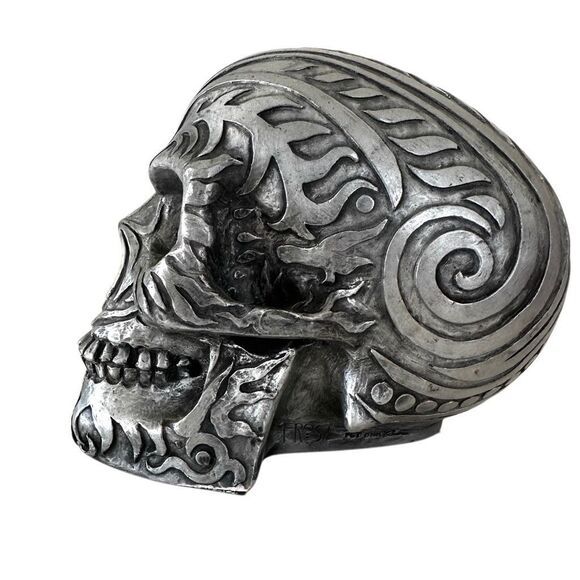 Grey Ornate Skull Figurine - Picture 2 of 7